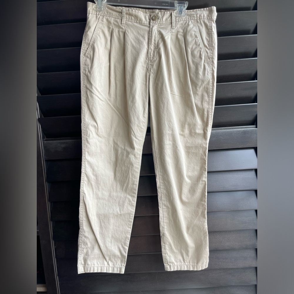Khakis by Gap size 6R 100% Cotton